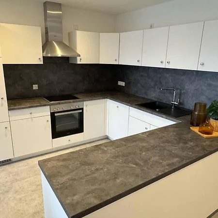 Und Nebauer Apartmán Frontenhausen